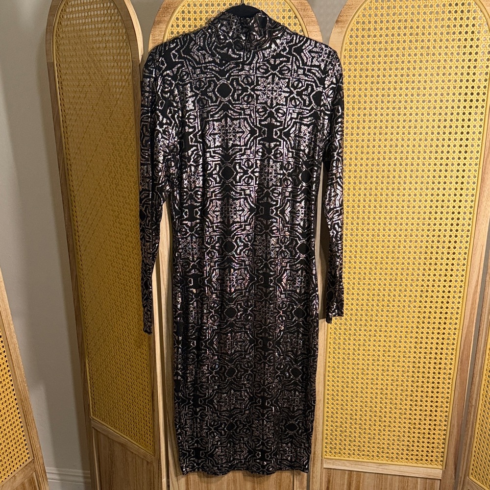 Project RUNWAY Black and Silver Long Sleeve Dress